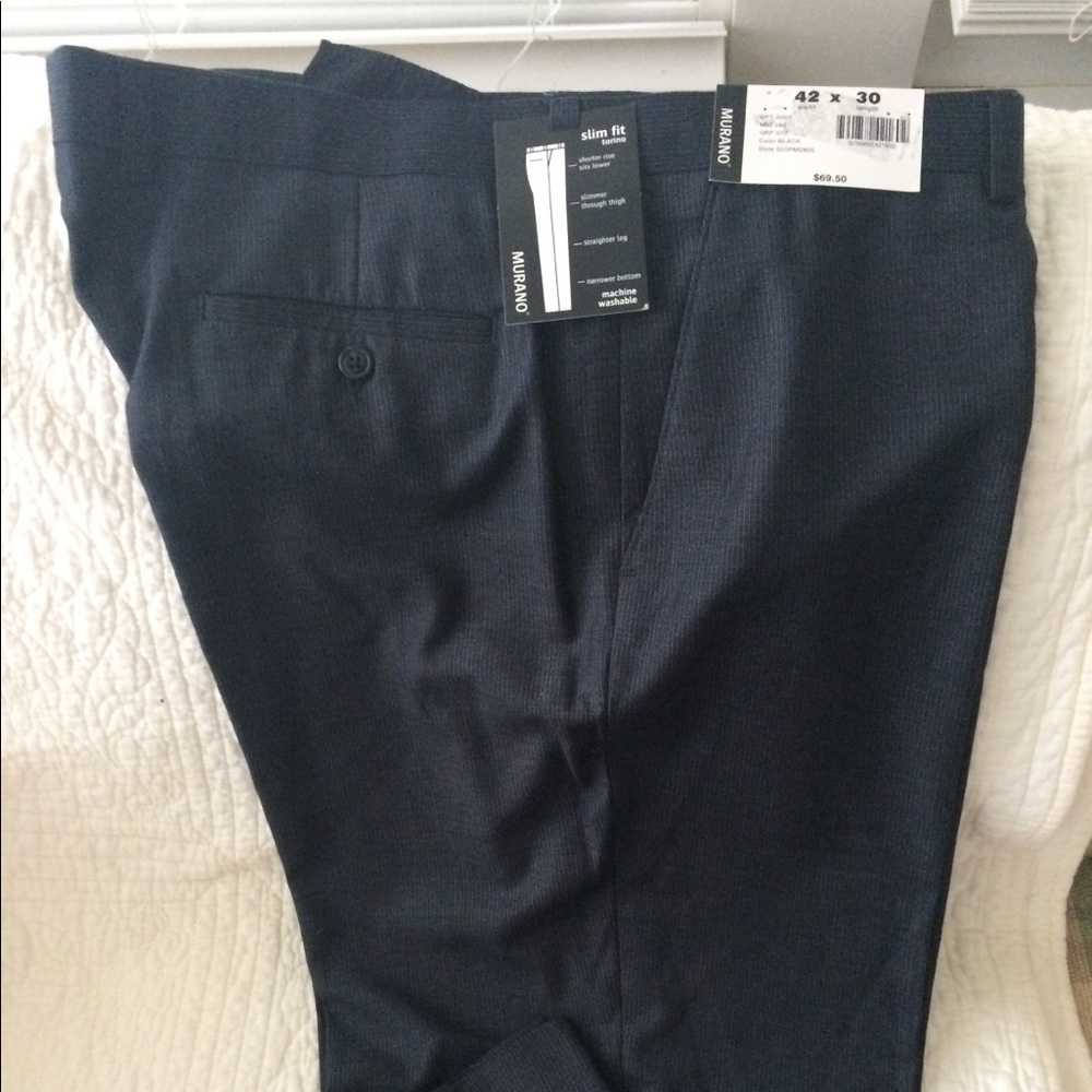Murano 42/30 NWT flat front